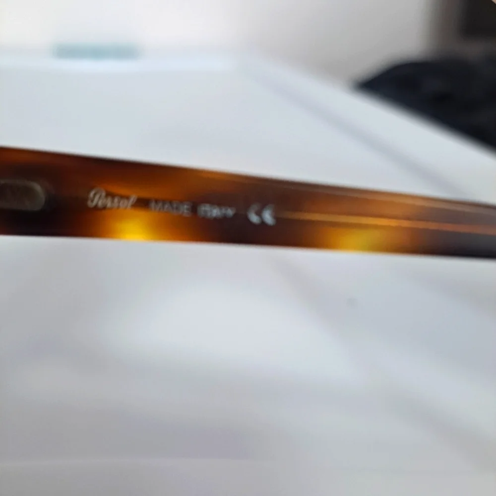 Persol Ratti 2002-S Vintage Sunglass Tortoise